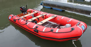 DSB Rescue boat type DSB 420 IRB for6 persons; length 4,20mtr; width 1,80mtr; hypalone/neoprene; max. power engine 29,5/40 (kW/PS) SOLAS/MED.